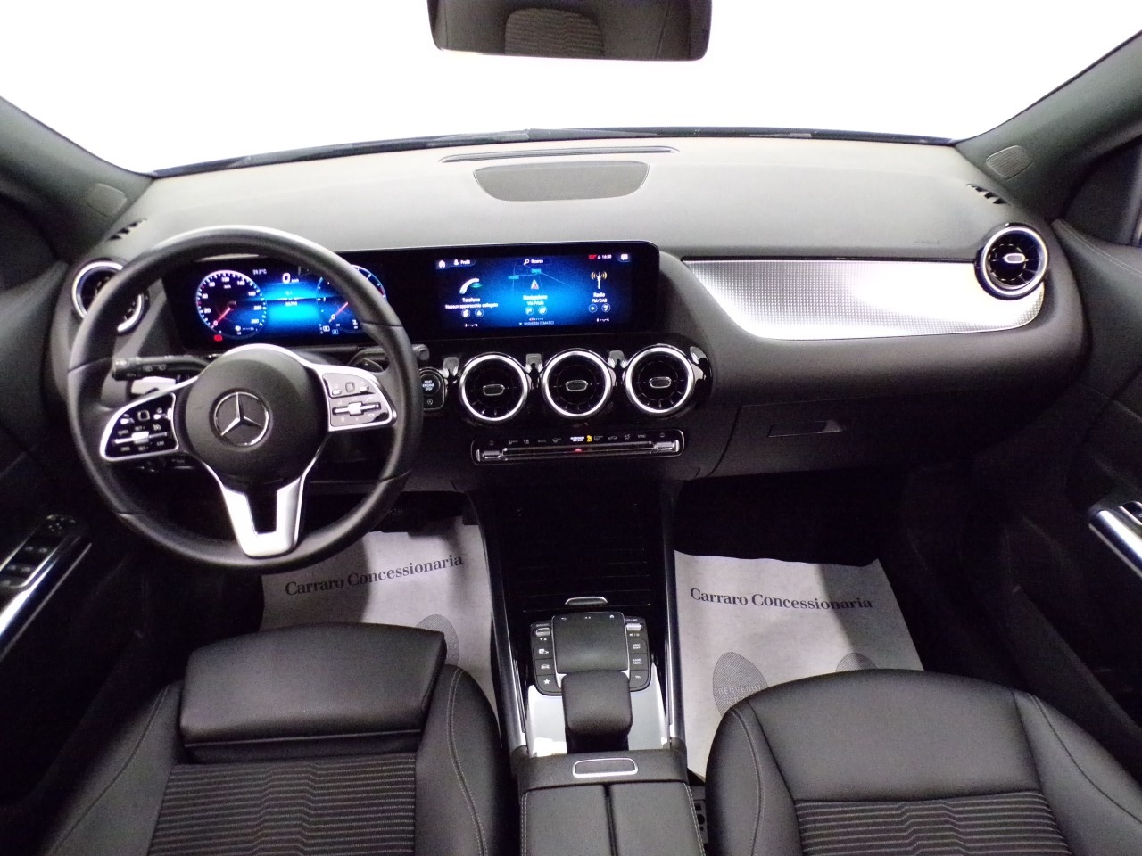 Mercedes GLA GLA 180 D Sport Plus 8G-DCT - 14