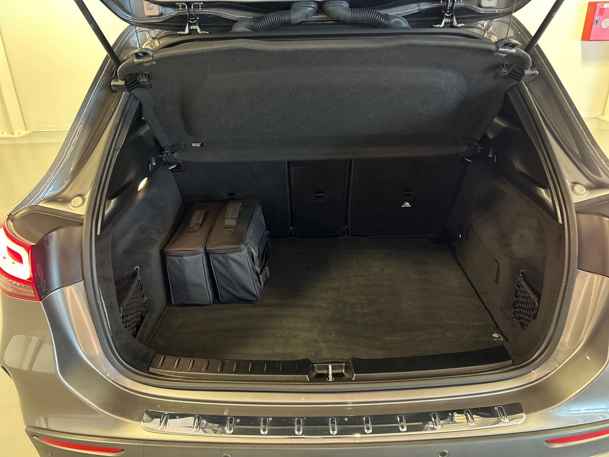 Mercedes GLA GLA 250 e Plug in hybrid (e EQ-POWER) Premium Speedshift DCT AMG 8G - 8