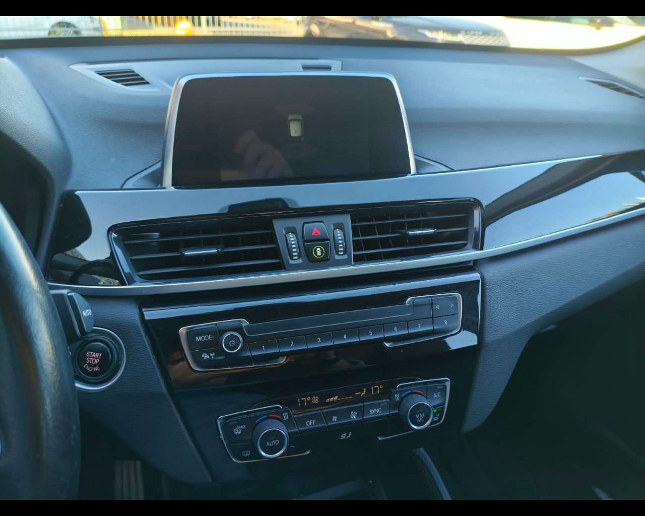Foto BMW X1 sdrive18i xLine 140cv