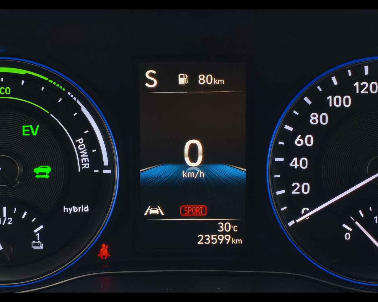 Foto HYUNDAI Kona 1.6 gdi hev Xtech 2wd 141cv dct