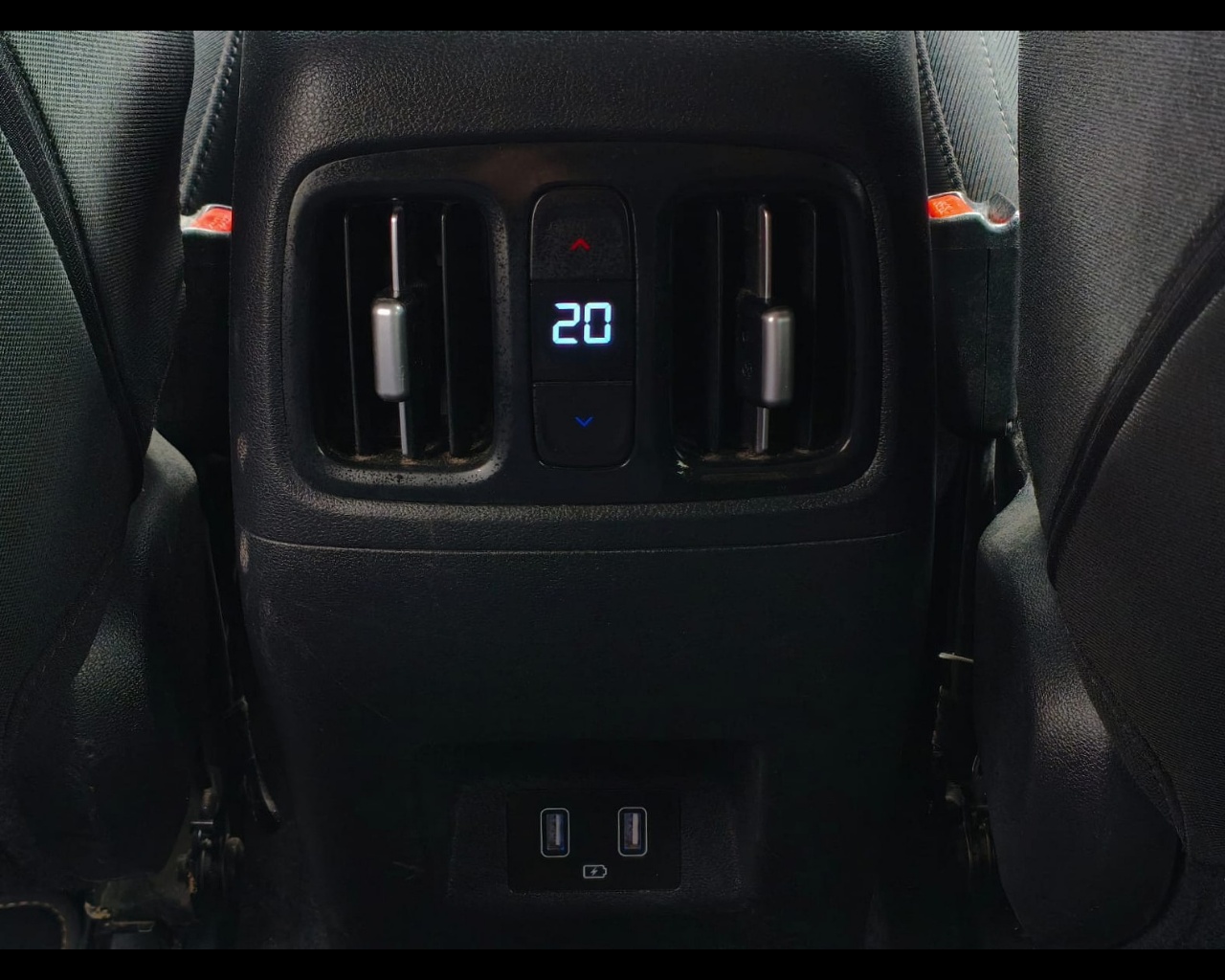 Foto HYUNDAI Tucson 1.6 crdi 48V Xline 2wd dct