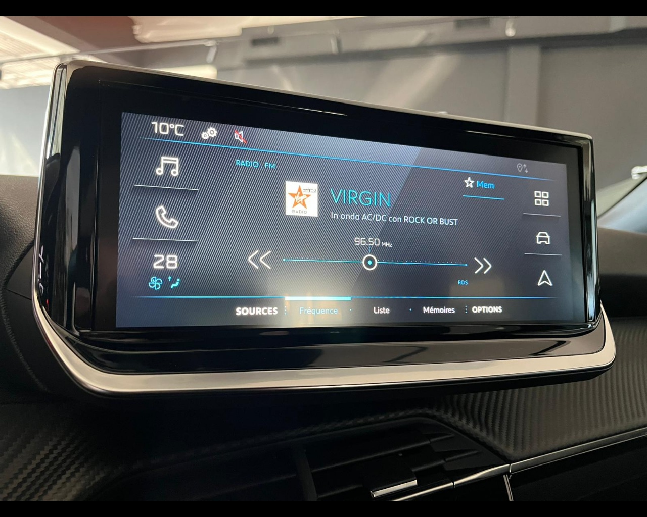 Foto PEUGEOT 2008 1.2 puretech Style s&s 100cv