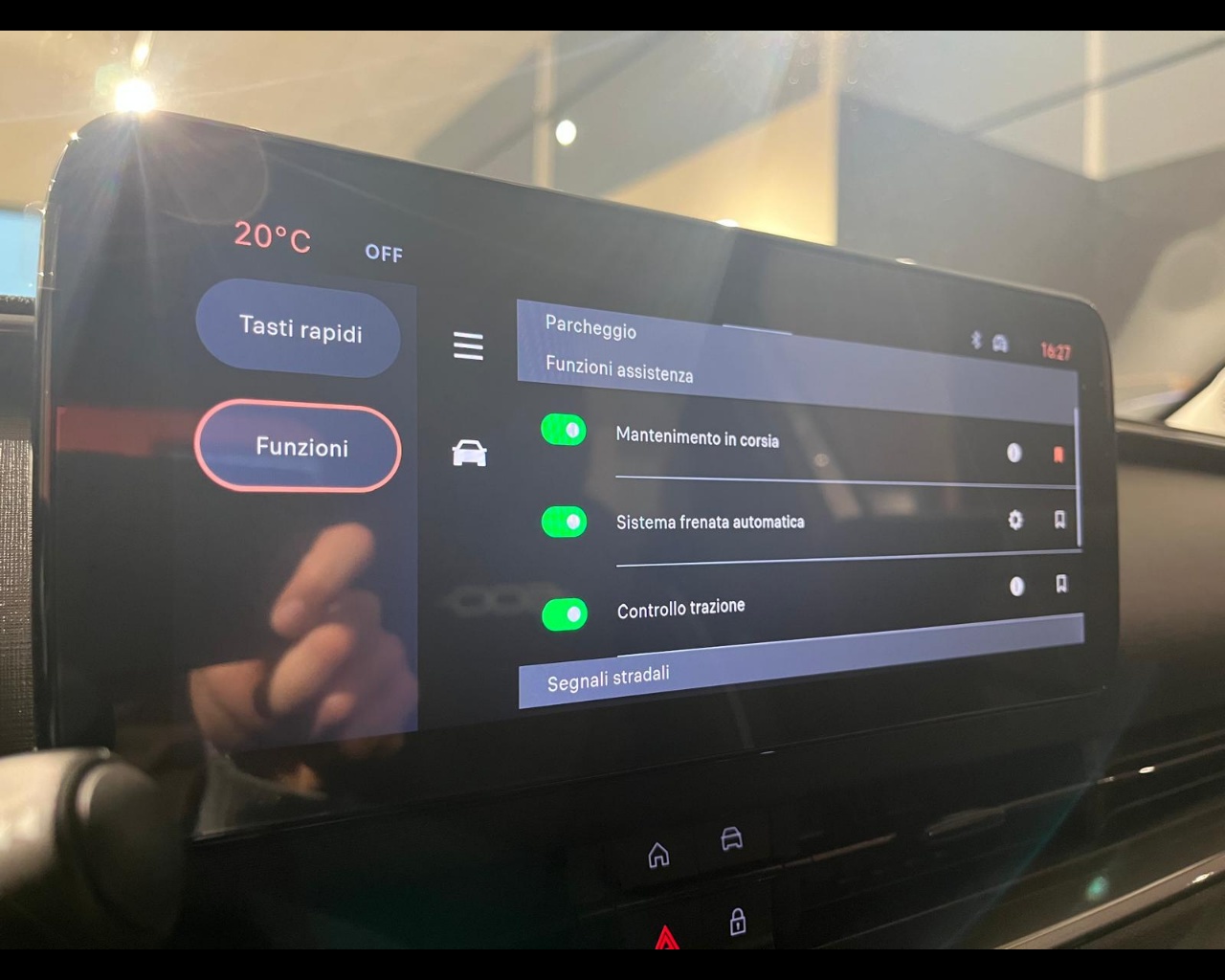 Foto FIAT 600 Hybrid Business 1.2 Hybrid110cv