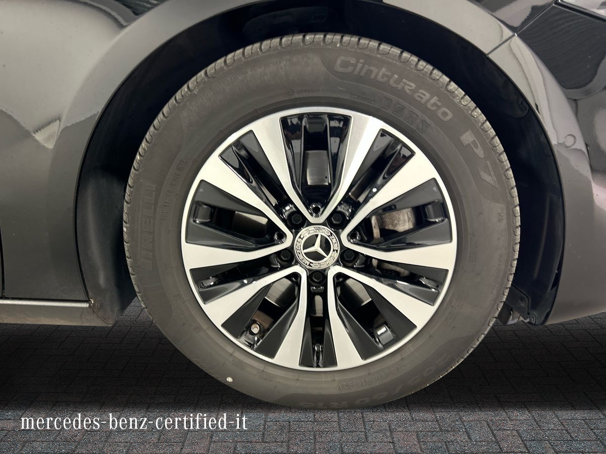 Mercedes Classe A Classe A 180 D Advanced Speedshift DCT AMG 8G - 17