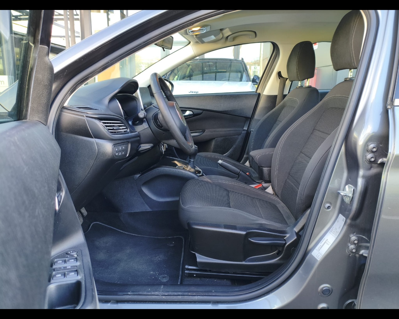 Foto FIAT Tipo 5p 1.3 mjt Lounge s&s 95cv 