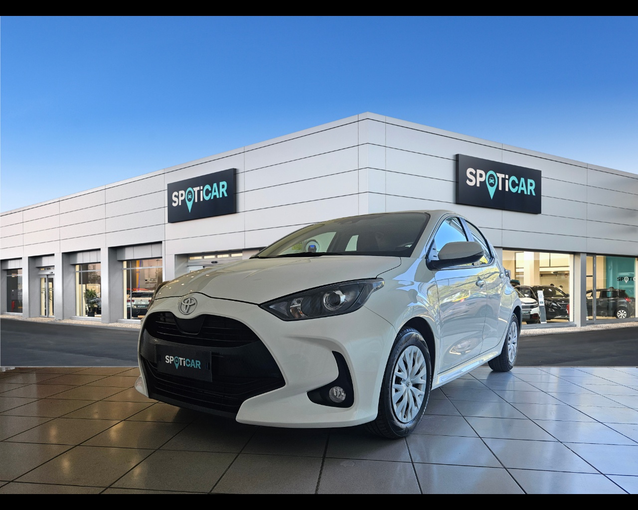TOYOTA Yaris Yaris 1.0 Active Benzina Usato