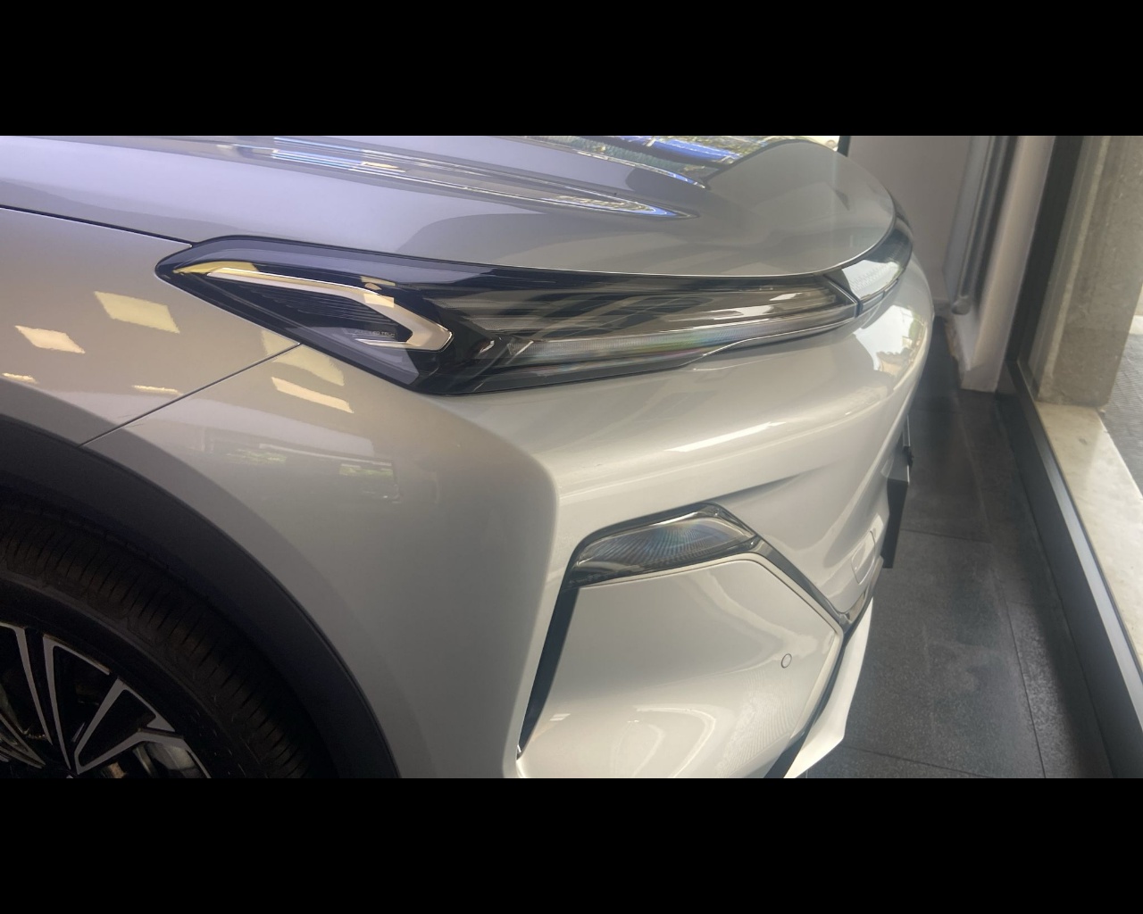 GEELY Starray Em-I i Launch Edition - Cerchi in lega 19 - Black