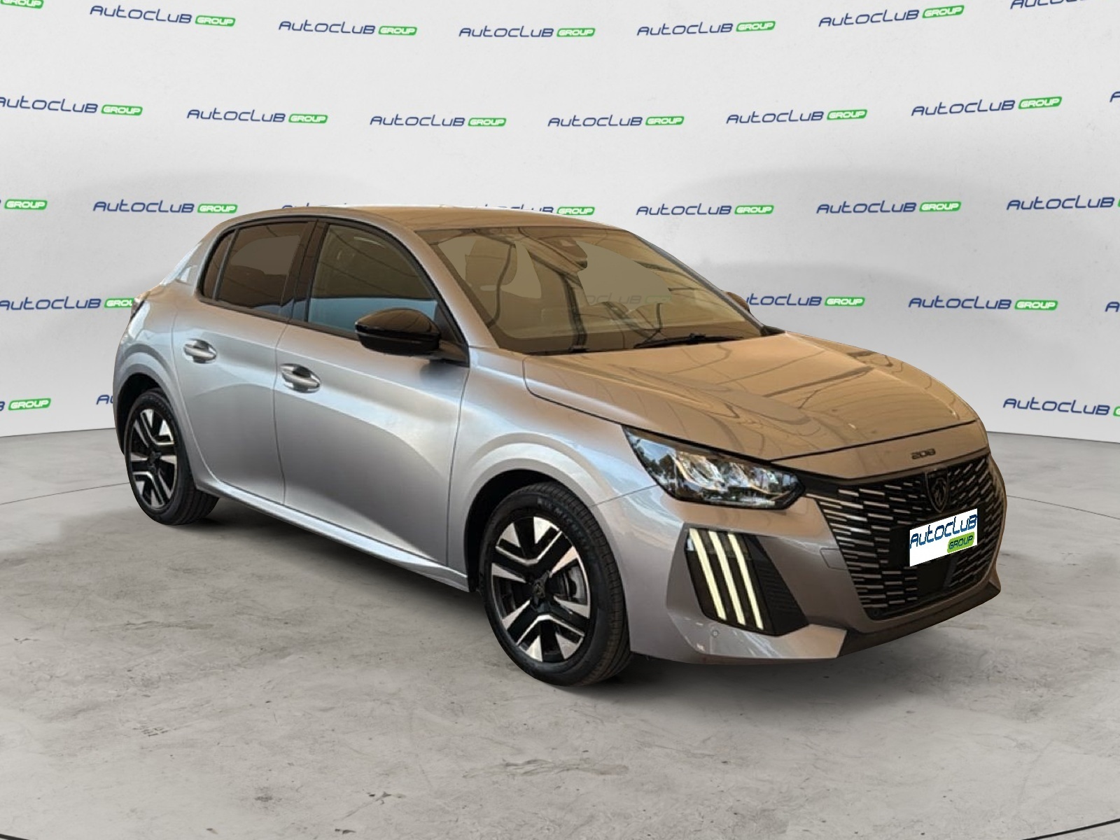 Peugeot 208 1.2 Puretech Allure S&s 100cv Usato 2025 [2] GRIGIO ARTENSE Taranto