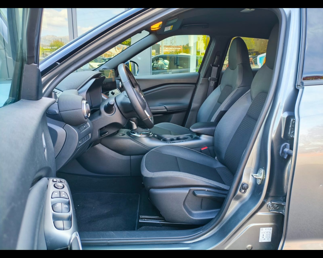 Foto NISSAN Juke 1.6 hev N-Connecta