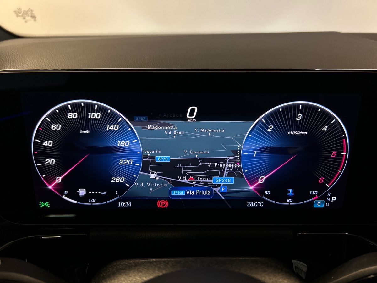 Mercedes GLA 200 D AMG Line Advanced Plus 4Matic 8G-DCT - 13