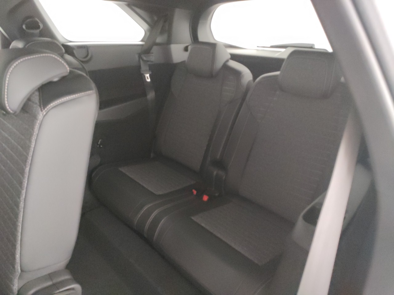 Peugeot 5008 Nuovo Ibrido benzina 5008 Porto Mantovano