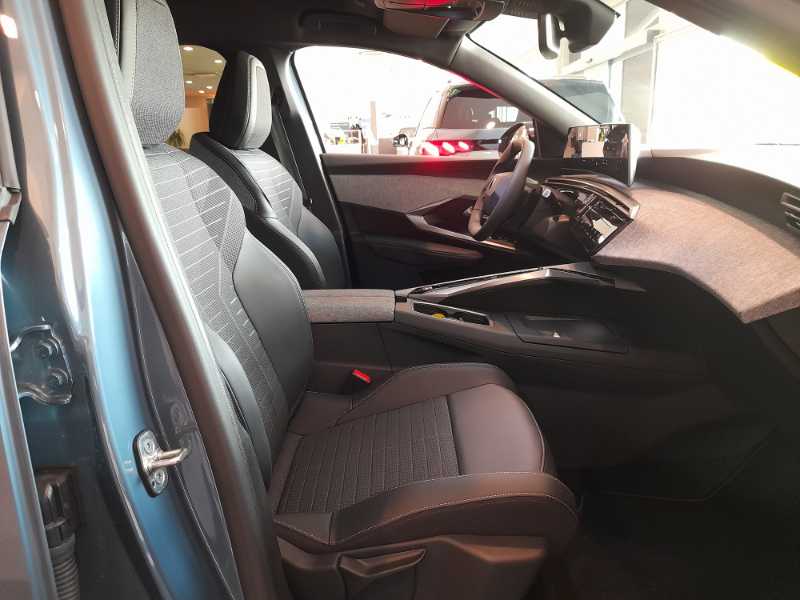 Nuovo 3008 Allure - Hybrid 136 E-dcs6