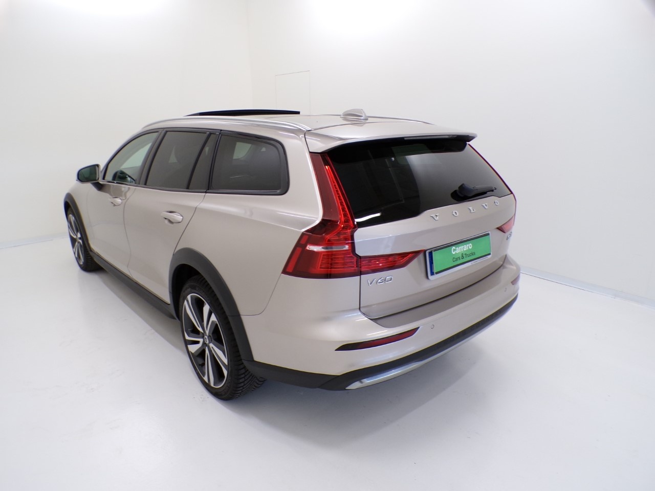 Volvo V60 V60 Cross Country 2.0 B4 Ultimate AWD automatico - 8