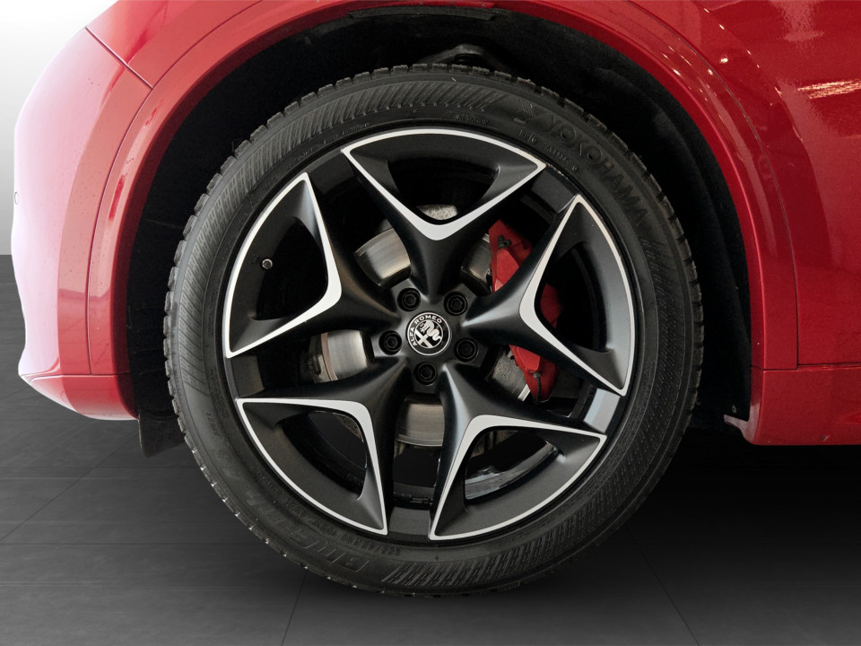 ALFA ROMEO Stelvio 2.2 t Veloce Q4 210cv auto Diesel usato - 19