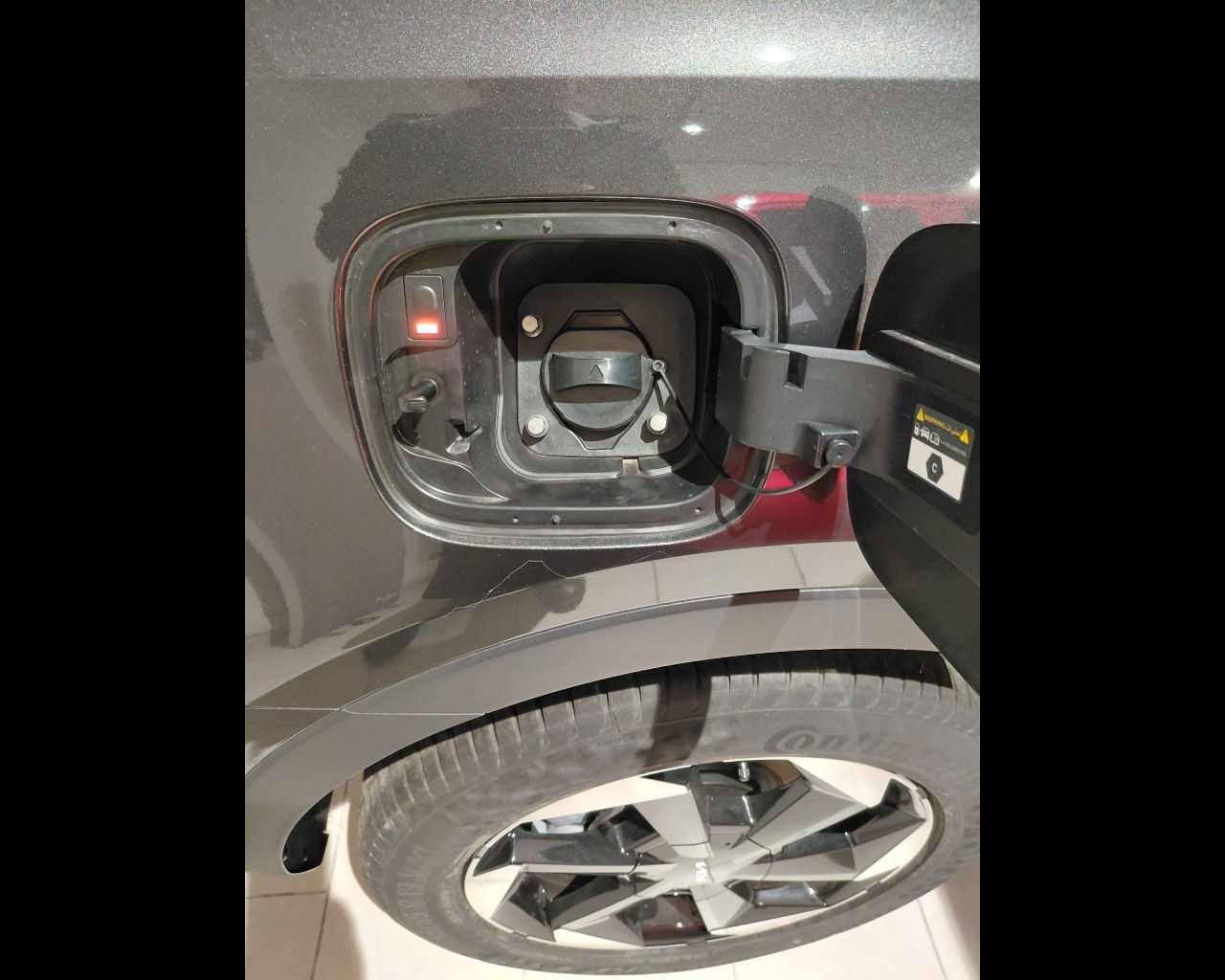 Foto KIA SORENTO MY25 1.6 PHEV AWD STYLE SR