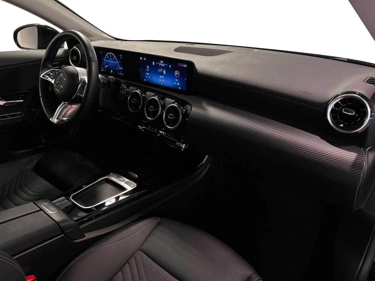 Mercedes CLA Shooting Brake CLA Shooting Brake 180 D Advanced 8G-DCT - 15