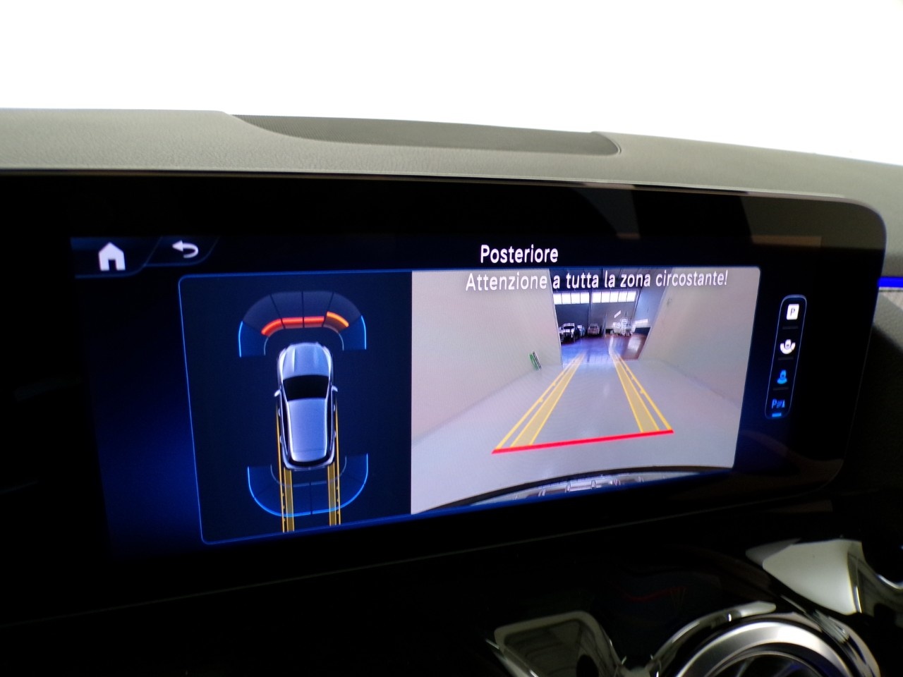 Mercedes  GLA 200 D AMG Line Advanced Plus 8G-DCT - 22