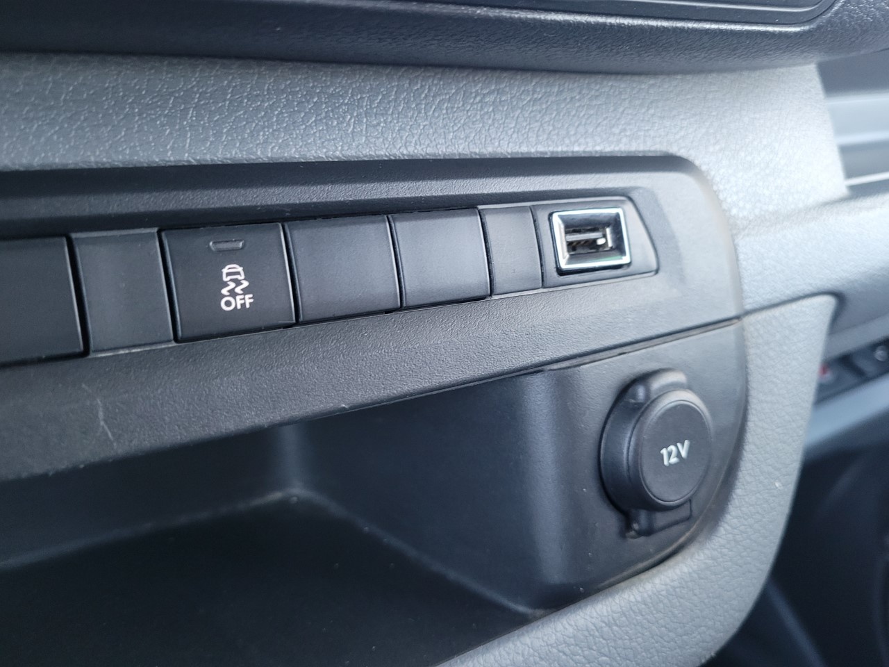 Peugeot Expert III Expert 2.0 Bluehdi Premium std 120cv E6 - 14