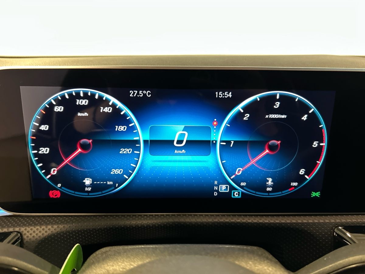 Mercedes Classe A Classe A 180 D Sport 8G-DCT - 13