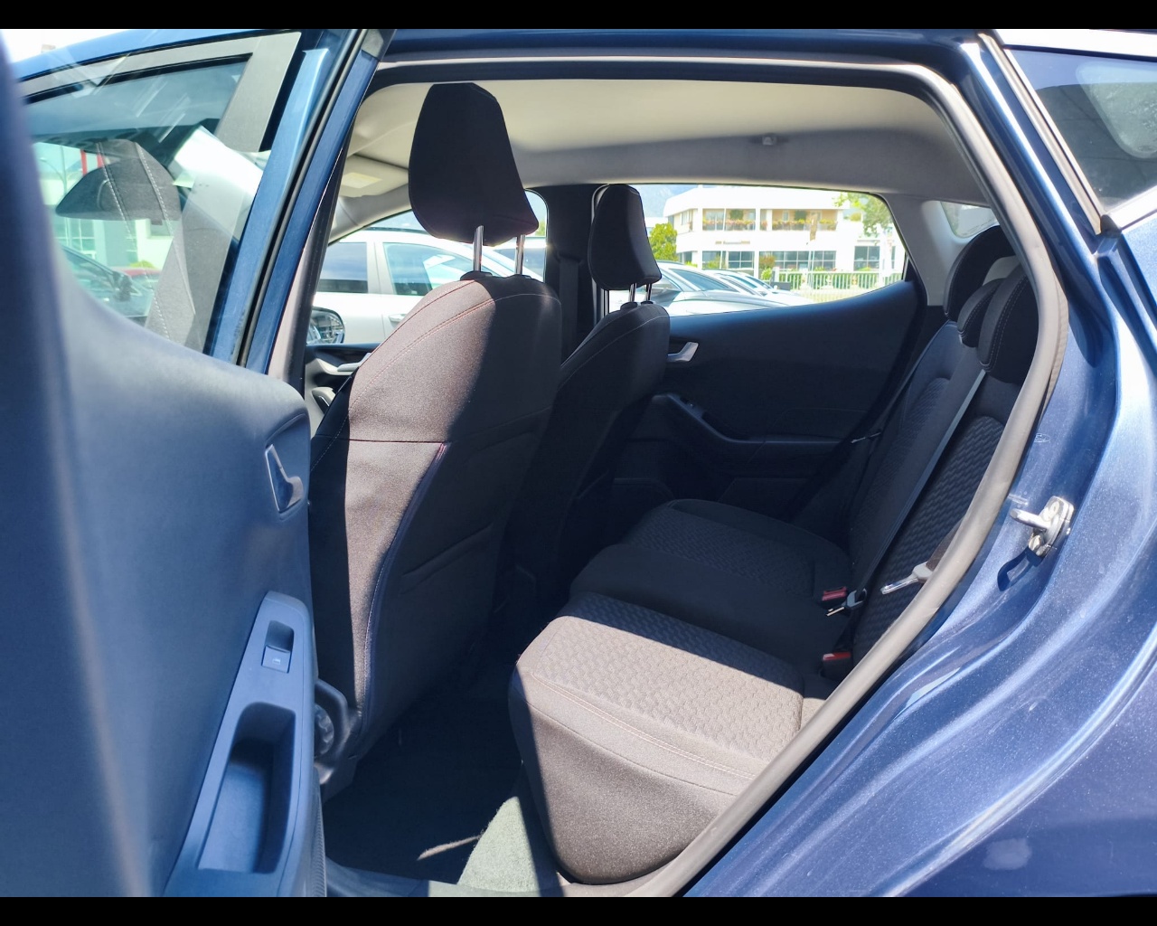 Foto FORD Fiesta 5p 1.1 Plus 75cv