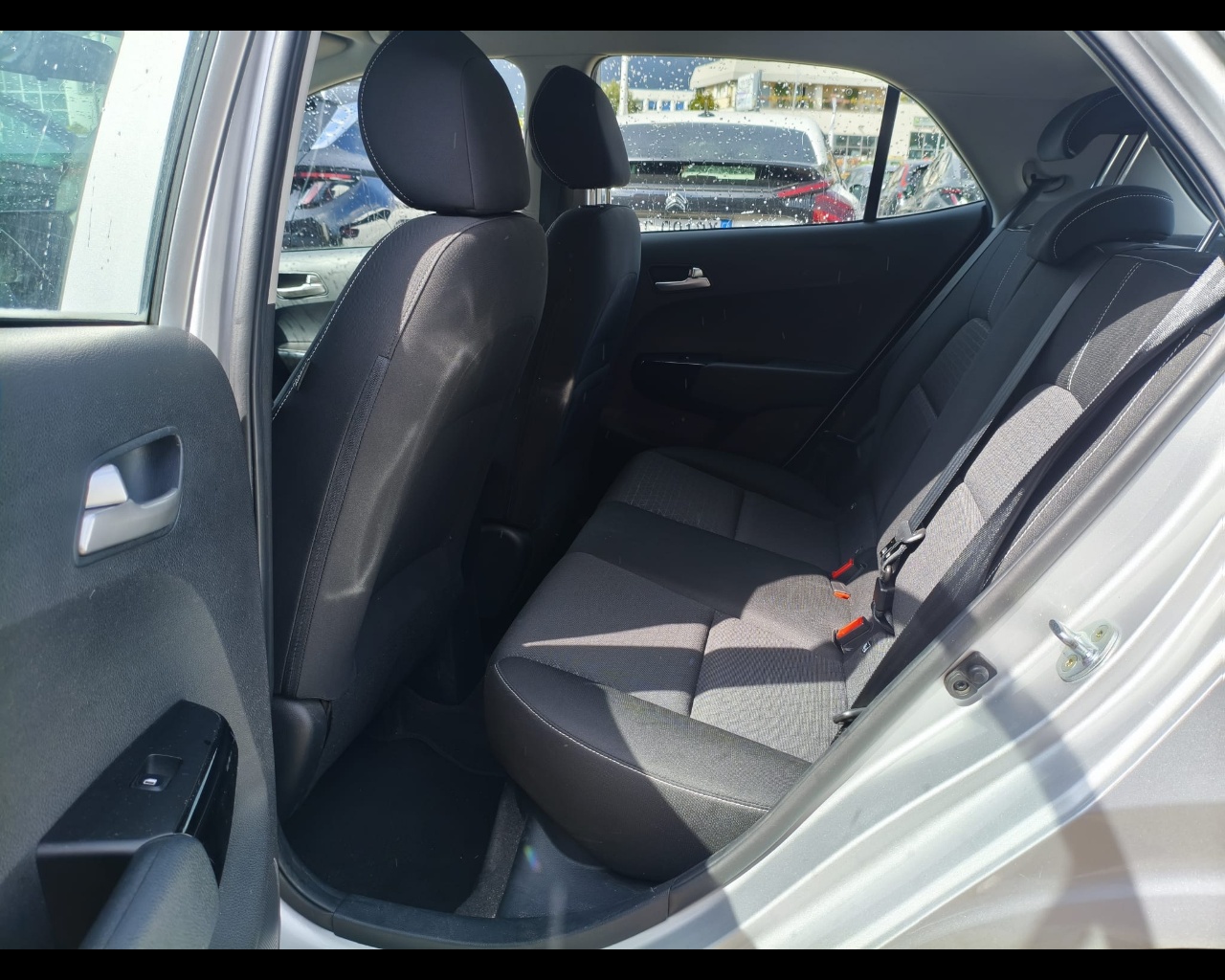 Foto KIA Picanto 1.0 dpi Style