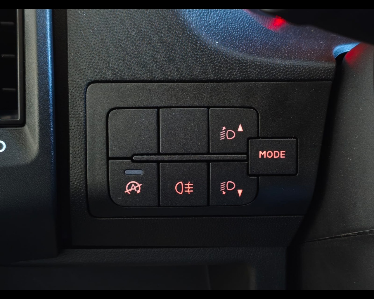 Foto PEUGEOT Boxer Furgone 333 L2 H2 BlueHDi 140 S&S