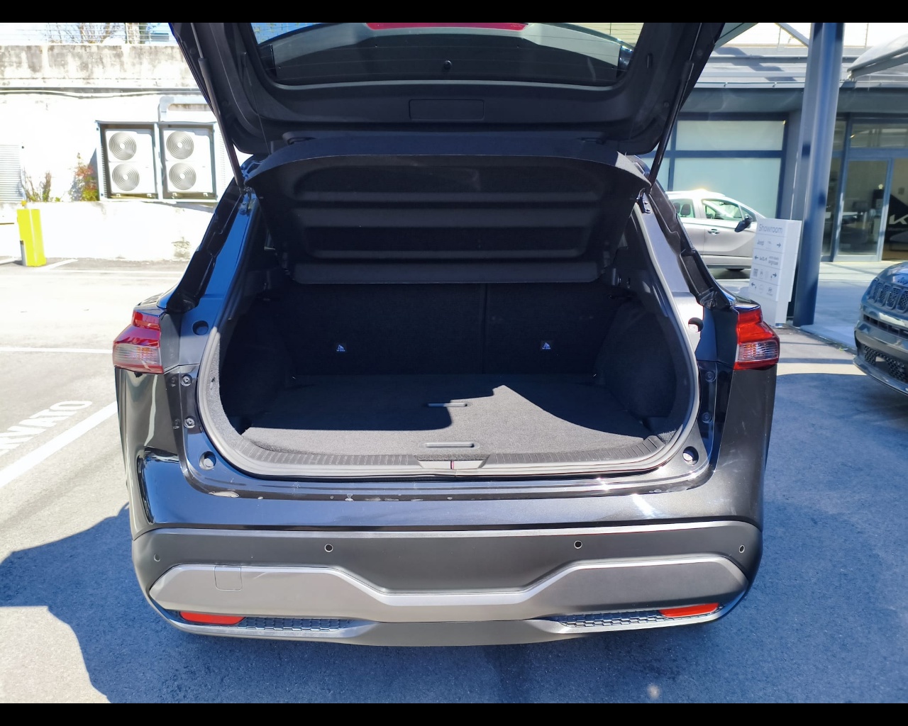 Foto NISSAN Qashqai 1.3 mhev N-Connecta 2wd 140cv