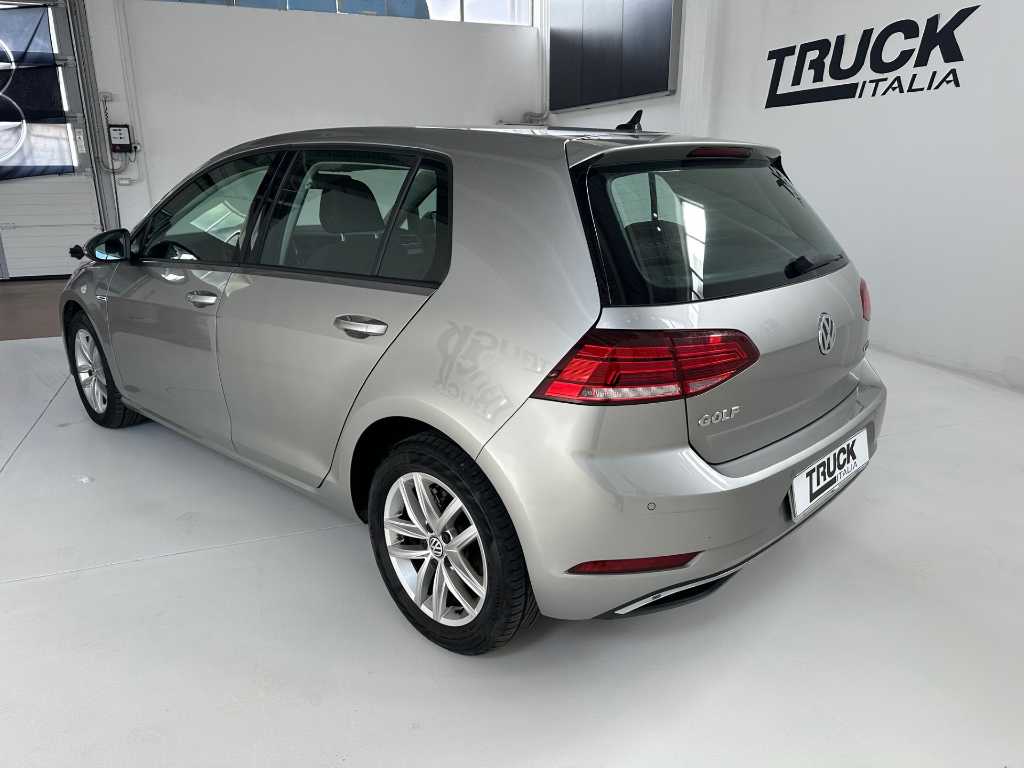volkswagen-golf-vii-5p-15-tgi-executive-130cv-dsg-sku89986