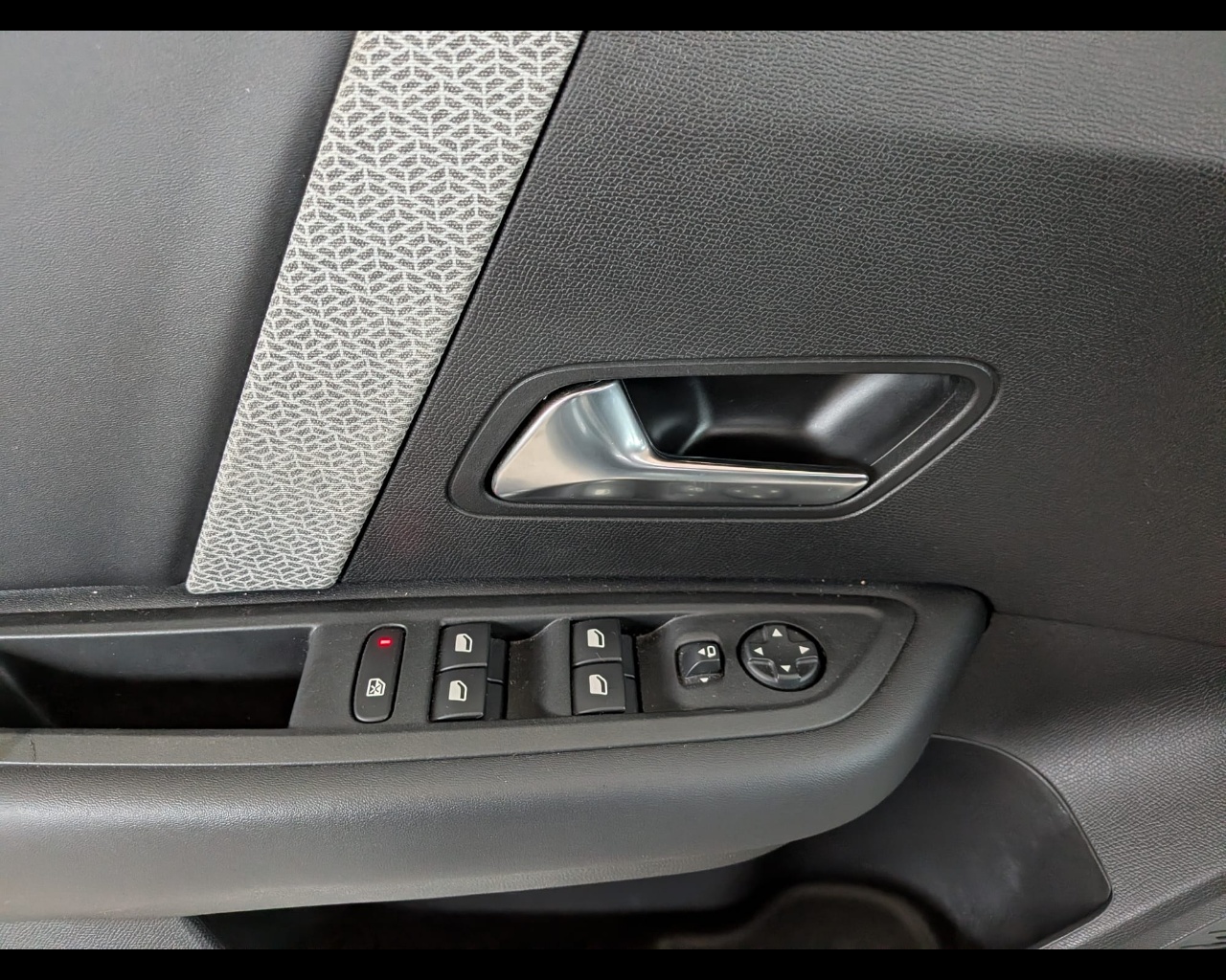 Foto CITROEN C4 1.5 bluehdi Feel Pack s&s 110cv N1