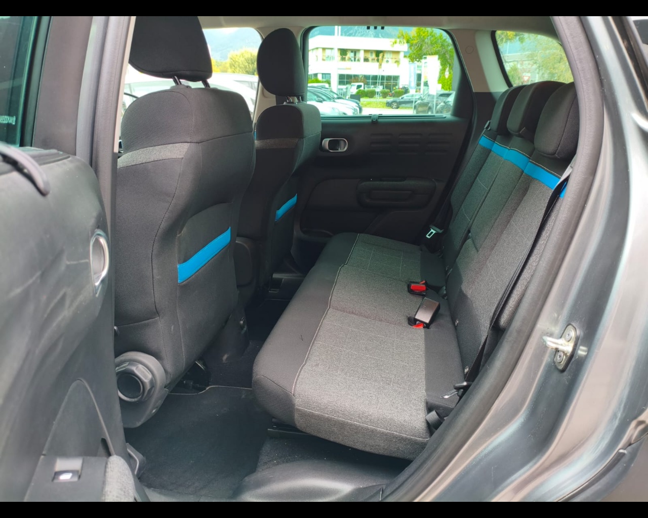 Foto CITROEN C3 Aircross 1.5 bluehdi Rip Curl s&s 100cv