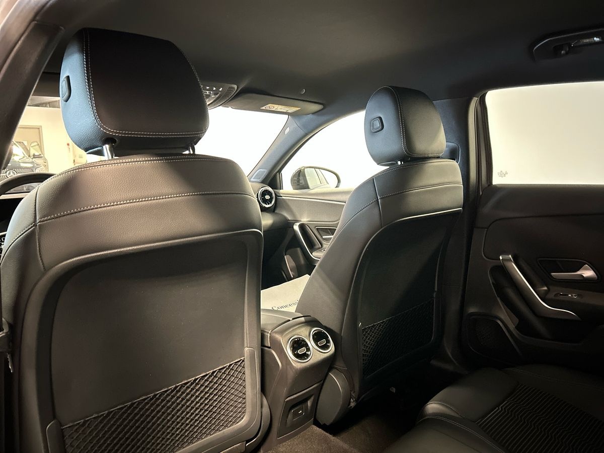 Mercedes Classe A Classe A 180 D Sport 8G-DCT - 17