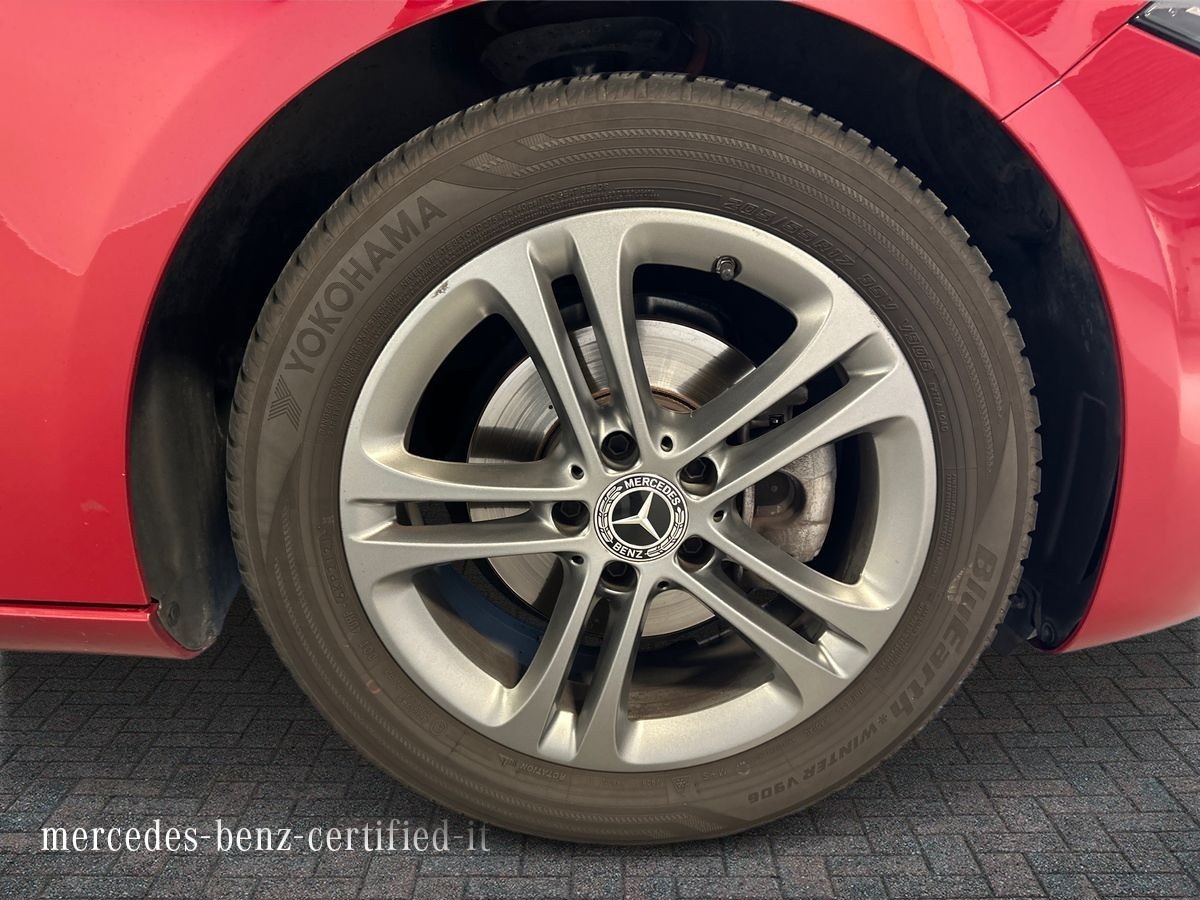 Mercedes Classe A Classe A 180 D Sport 7G-DCT - 17