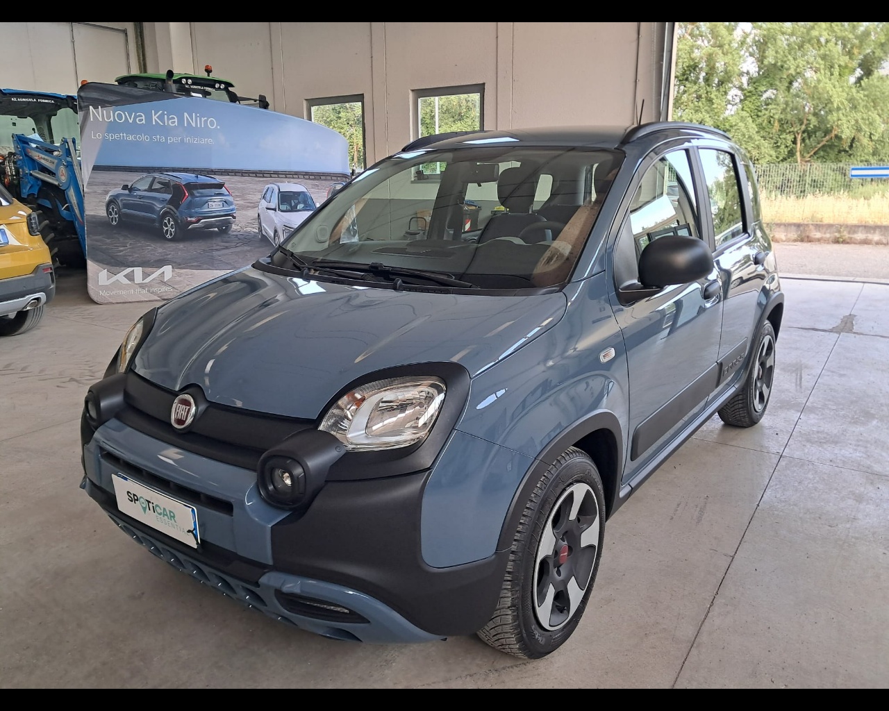 FIAT Panda 1.0 firefly hybrid City Cross s&s 70cv Usata