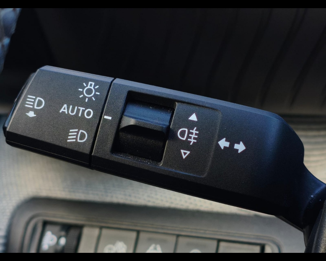 Foto CITROEN C3 1.2 puretech turbo Max 100cv s&s