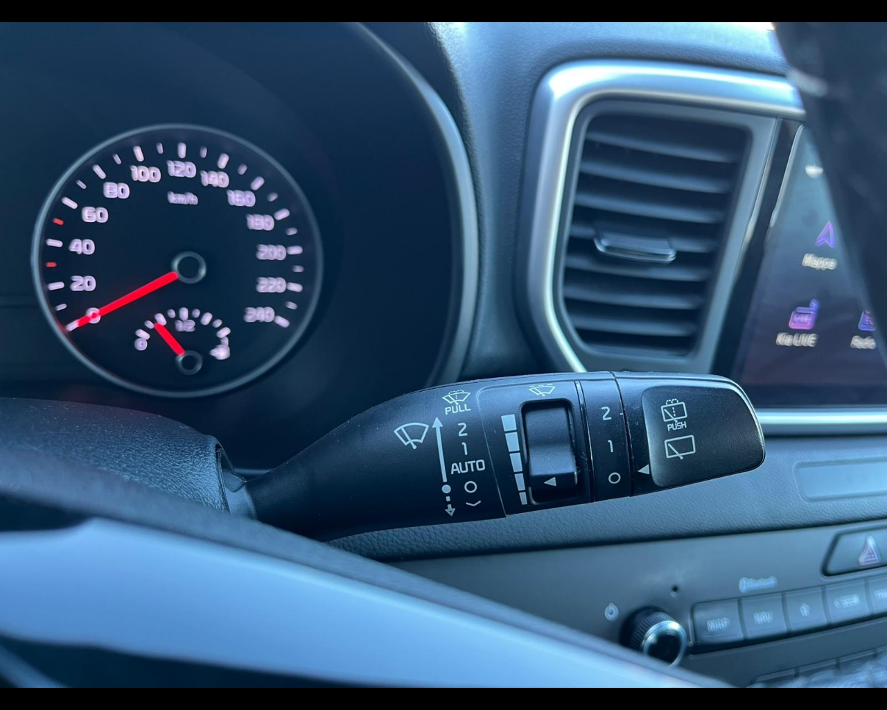 Foto KIA Sportage 1.6 Business Class ecogpl 2wd 126cv