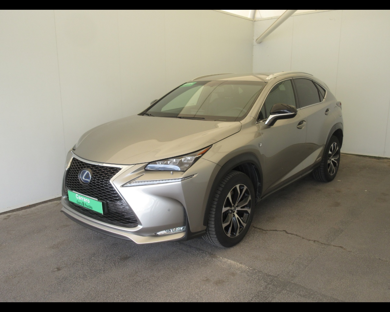 Lexus NX NX 300 2.5 Hybrid F-Sport 4WD CVT