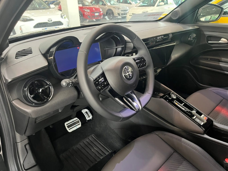 ALFA ROMEO – Junior 1.2 145 CV Hybrid eDCT6 Speciale