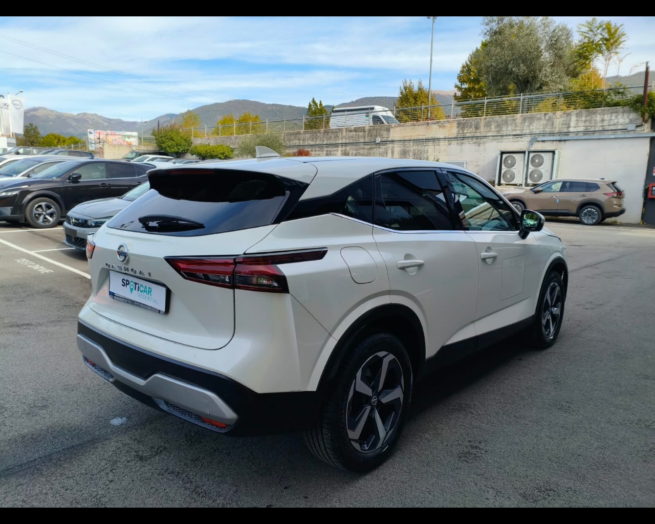 Foto NISSAN Qashqai 1.3 mhev N-Connecta 2wd 140cv (leggere la descrizione!)