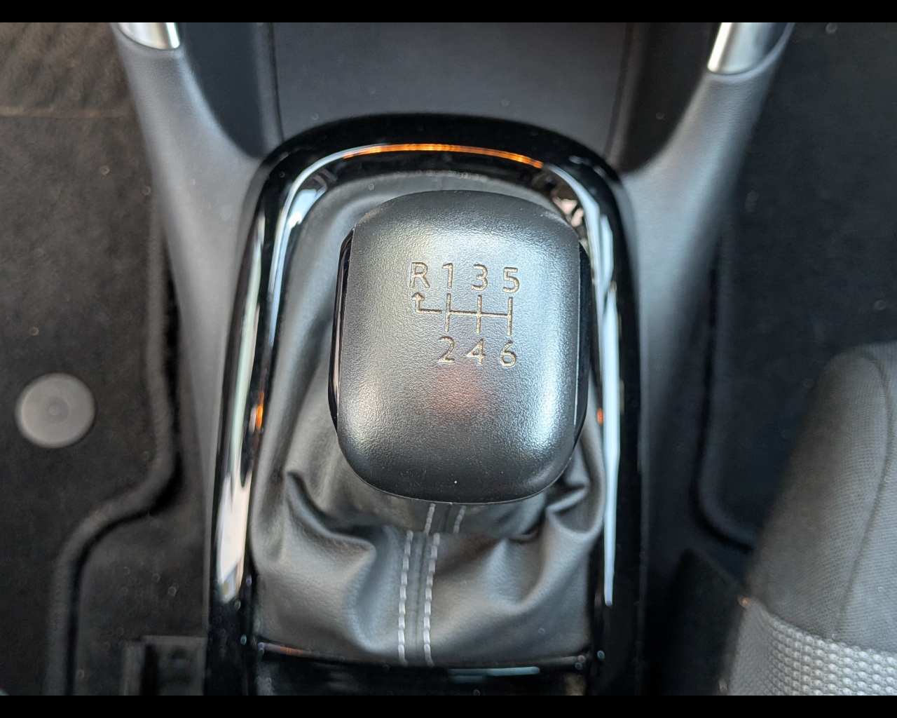 Foto CITROEN C3 Aircross 1.2 puretech Feel s&s 110cv
