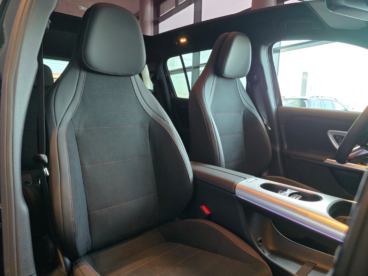 Mercedes GLB Elettrica GLB 350 4MATIC con tecnologia EQ Advanced Plus - 9