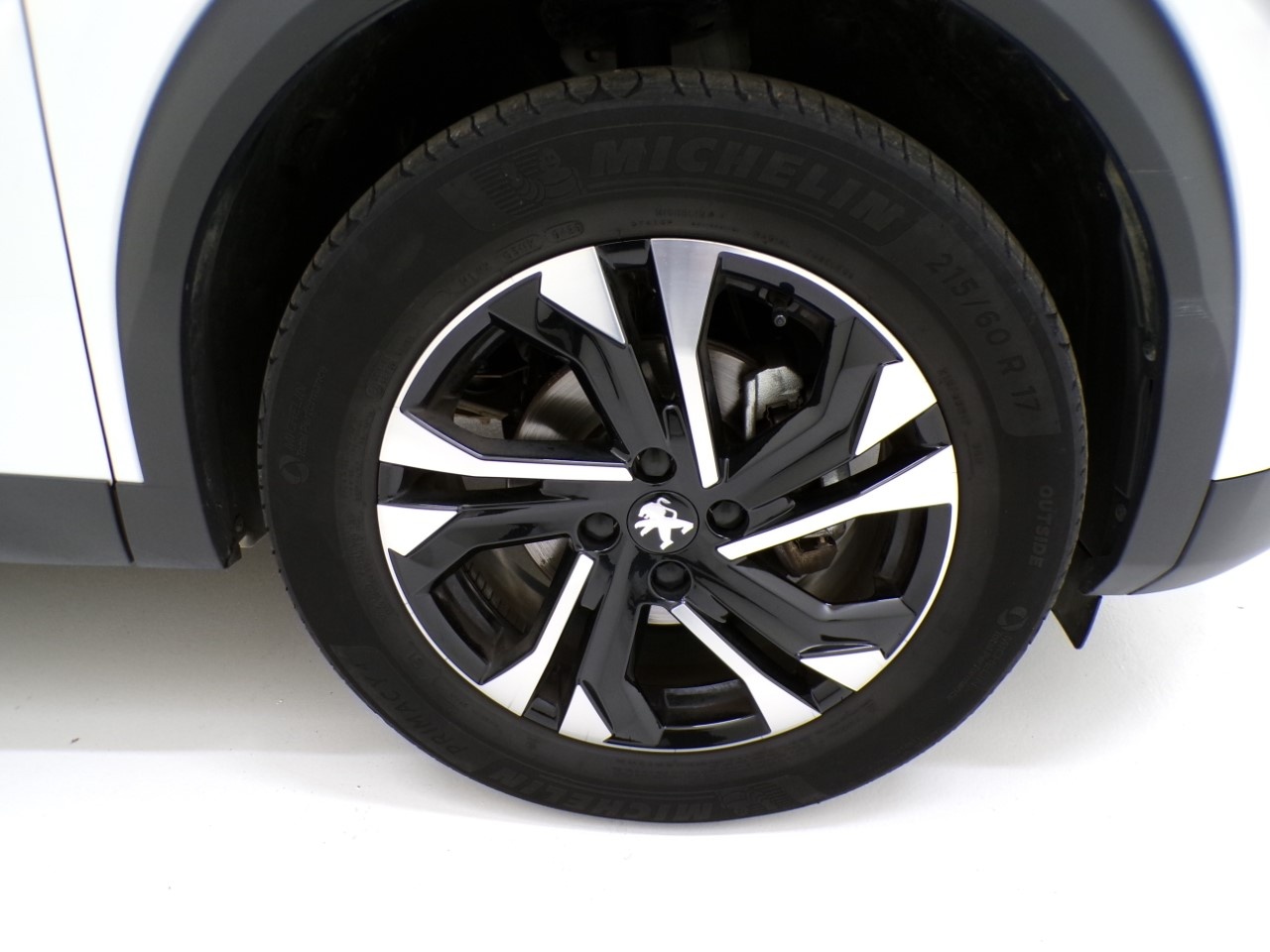 Peugeot 2008 2008 1.2 PureTech 130cv GT Line - 4