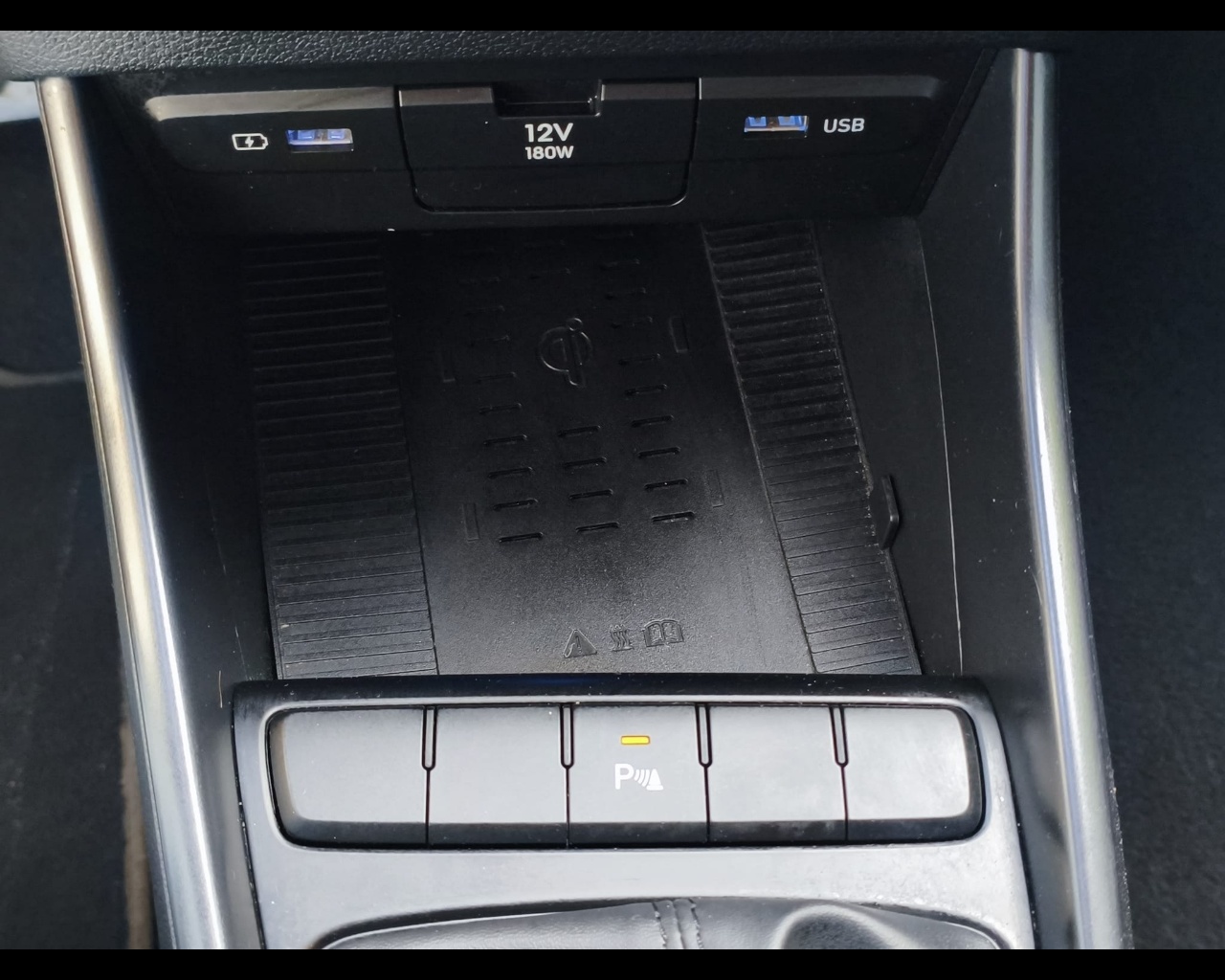 Foto HYUNDAI Bayon 1.2 Gpl Xline