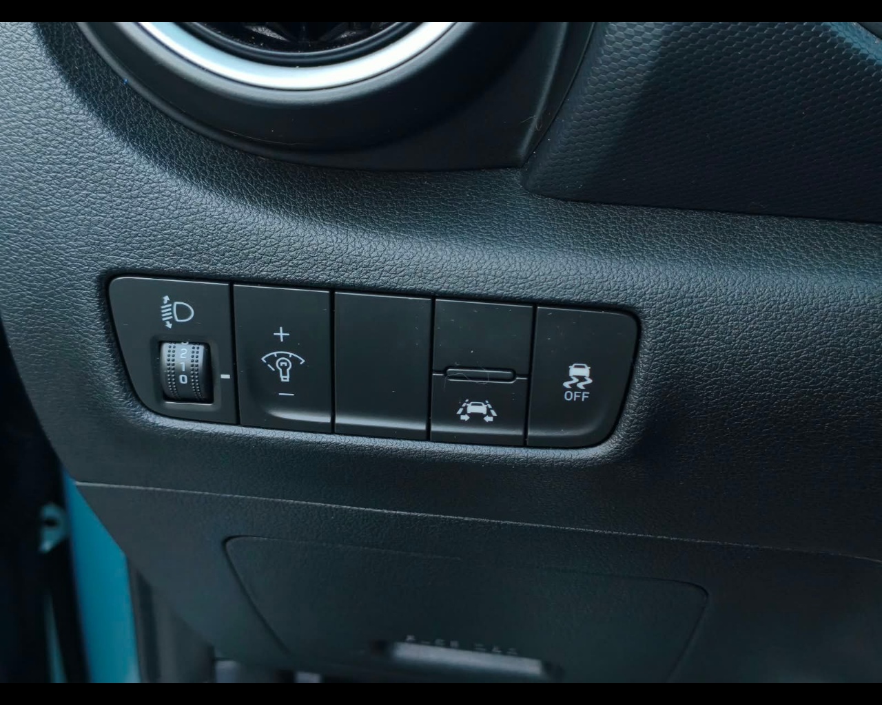 Foto HYUNDAI Kona 1.6 crdi Xprime Techno Pack 2wd 115cv