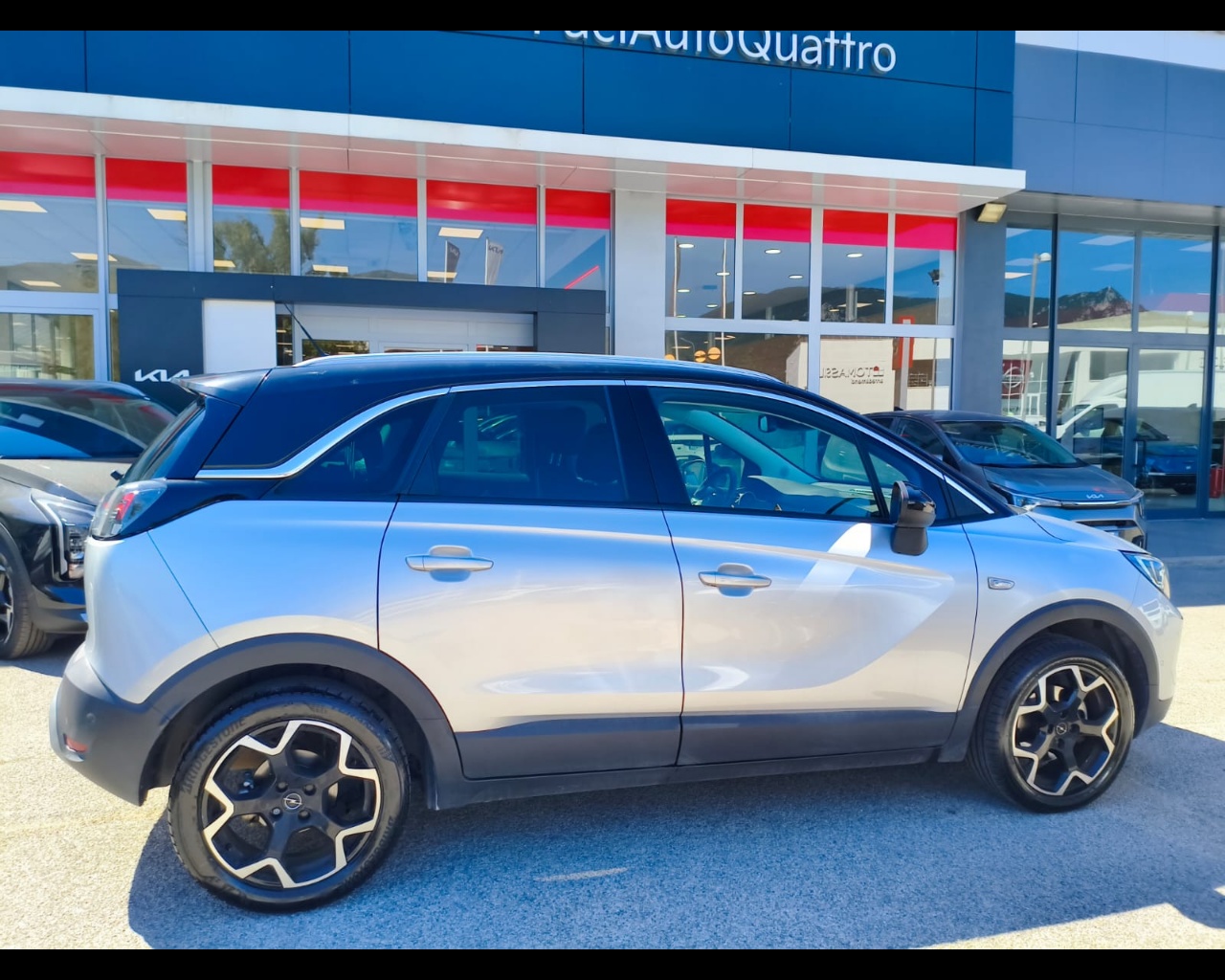 Foto OPEL Crossland 1.2 Elegance + Ultimate pack s&s 130cv at6