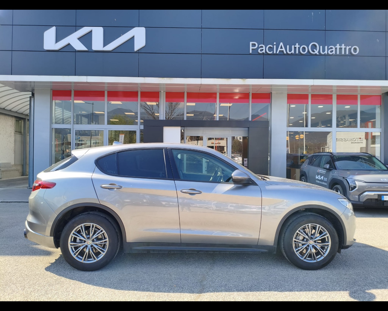 Foto ALFA ROMEO Stelvio 2.2 t Business Q4 210cv auto
