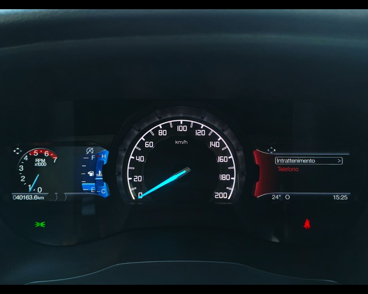 Foto FORD Ranger 2.0 ecoblue double cab Limited 170cv