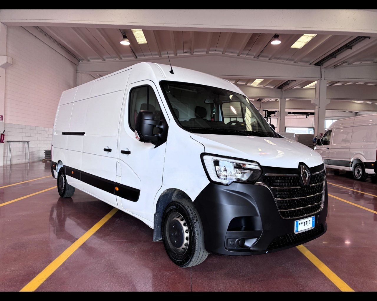 RENAULT MASTER RED