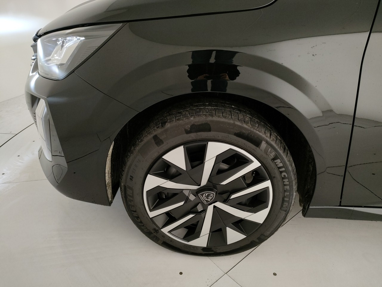 Peugeot 208 Nuovo elettrico 208 Porto Mantovano