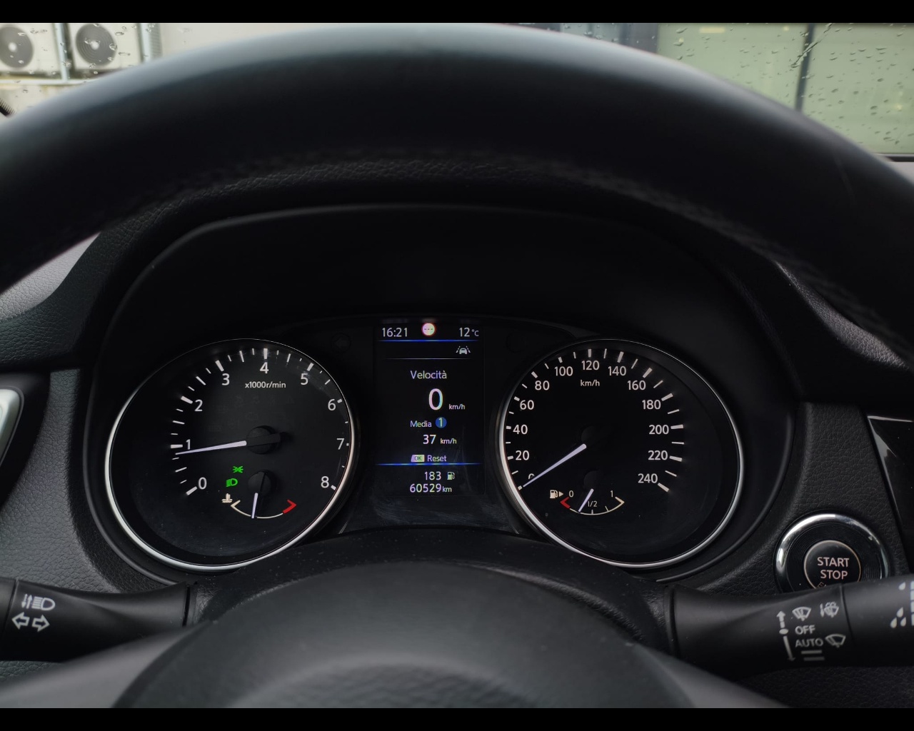 Foto NISSAN Qashqai 1.3 dig-t N-Connecta 140cv