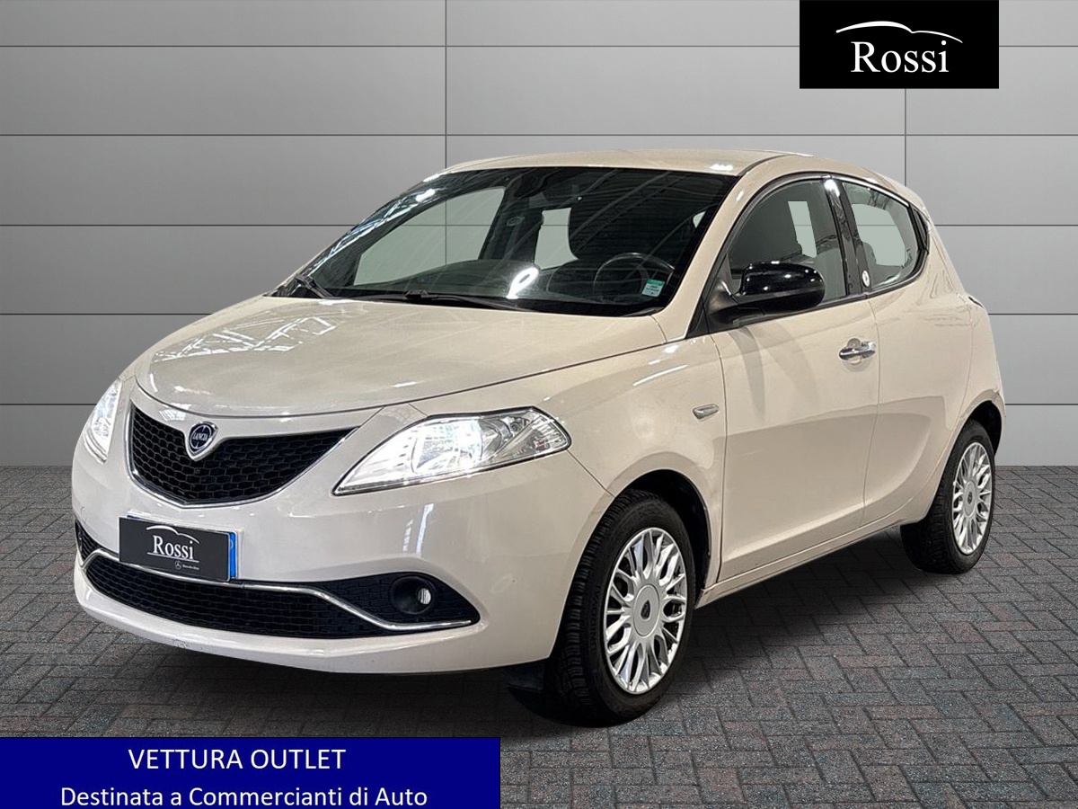 Ypsilon III 2015 – Ypsilon 1.2 Gold ecochic Gpl 69cv